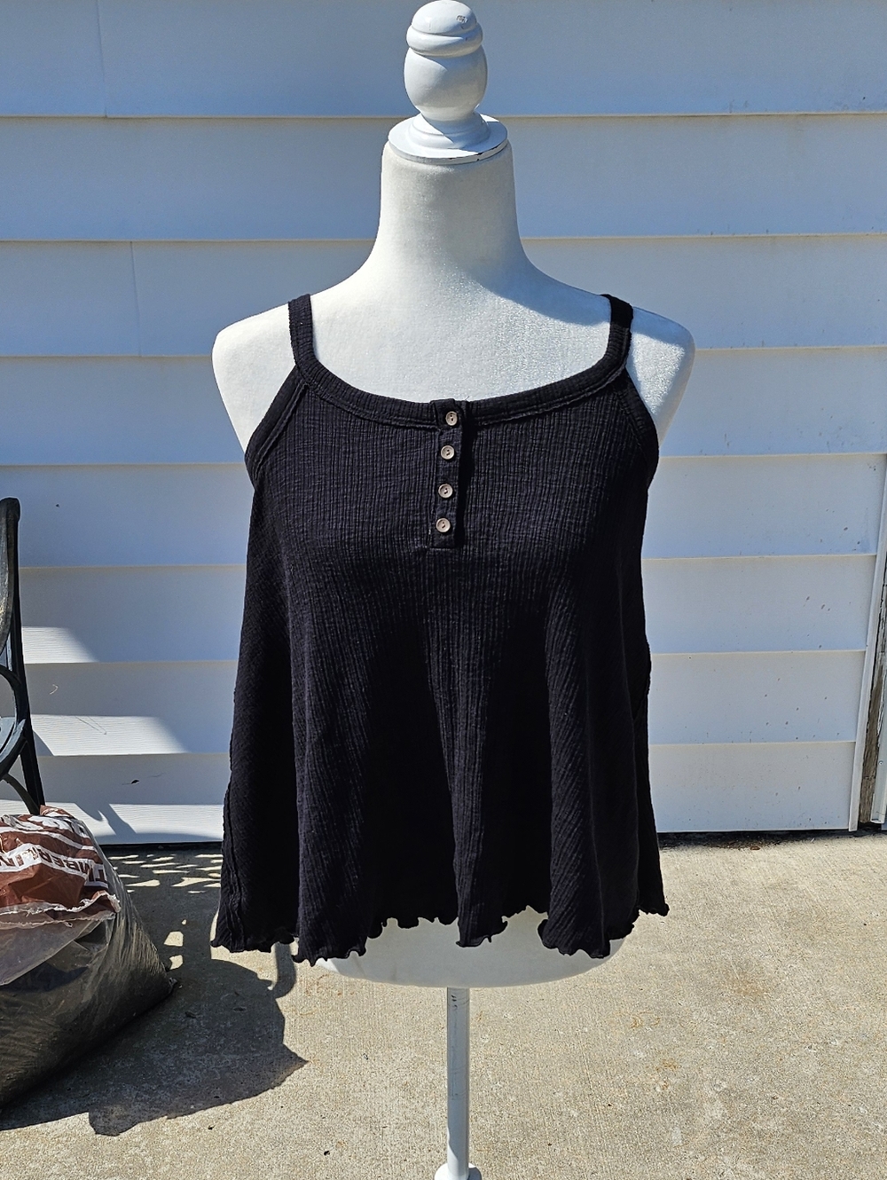 SO Black Ribbed Button-Front Camisole